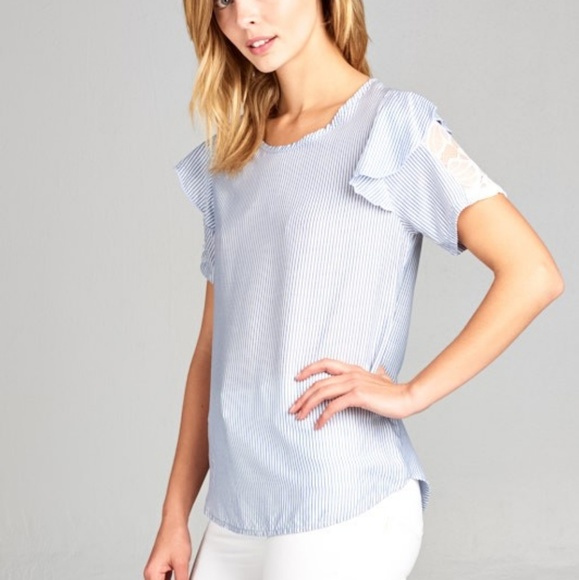 LAST 1 💎 Blue Striped Blouse with Lace Detail ✨ - Picture 3 of 8